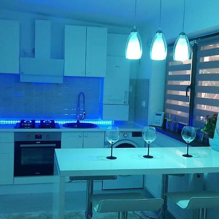Smart Home Lux Jászvásár Kültér fotó