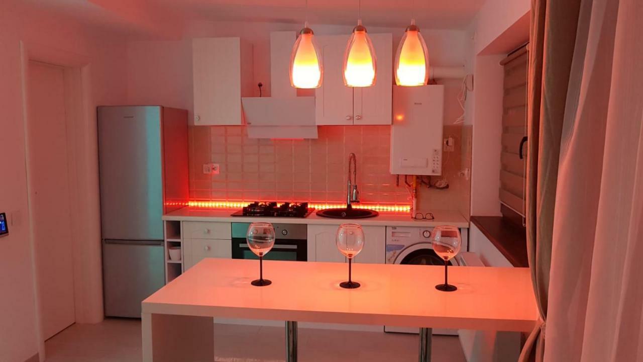 Smart Home Lux Jászvásár Kültér fotó